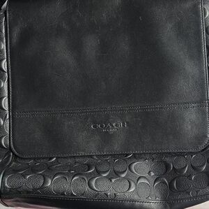 Messenger shoulder bag